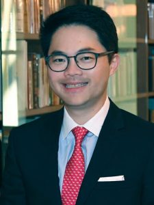 Johns Hopkins assistant professor of ophthalmology Alvin Liu
